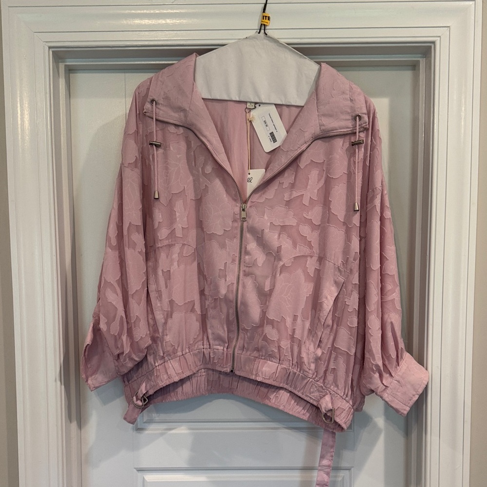 Elegant Pink Butterfly Sleeve Jacket